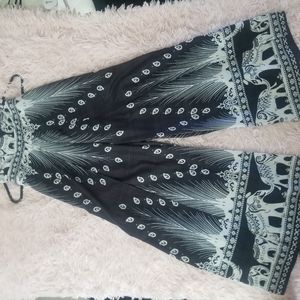 Boho wide leg yoga pants or any fun occasion ! Very cool pattern..